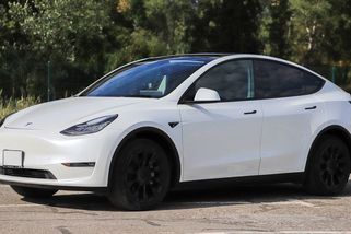 Lidé chtějí od automobilek, na co jsou zvyklí. Diesel je VW, elektroauto je Tesla - Seznam Zprávy